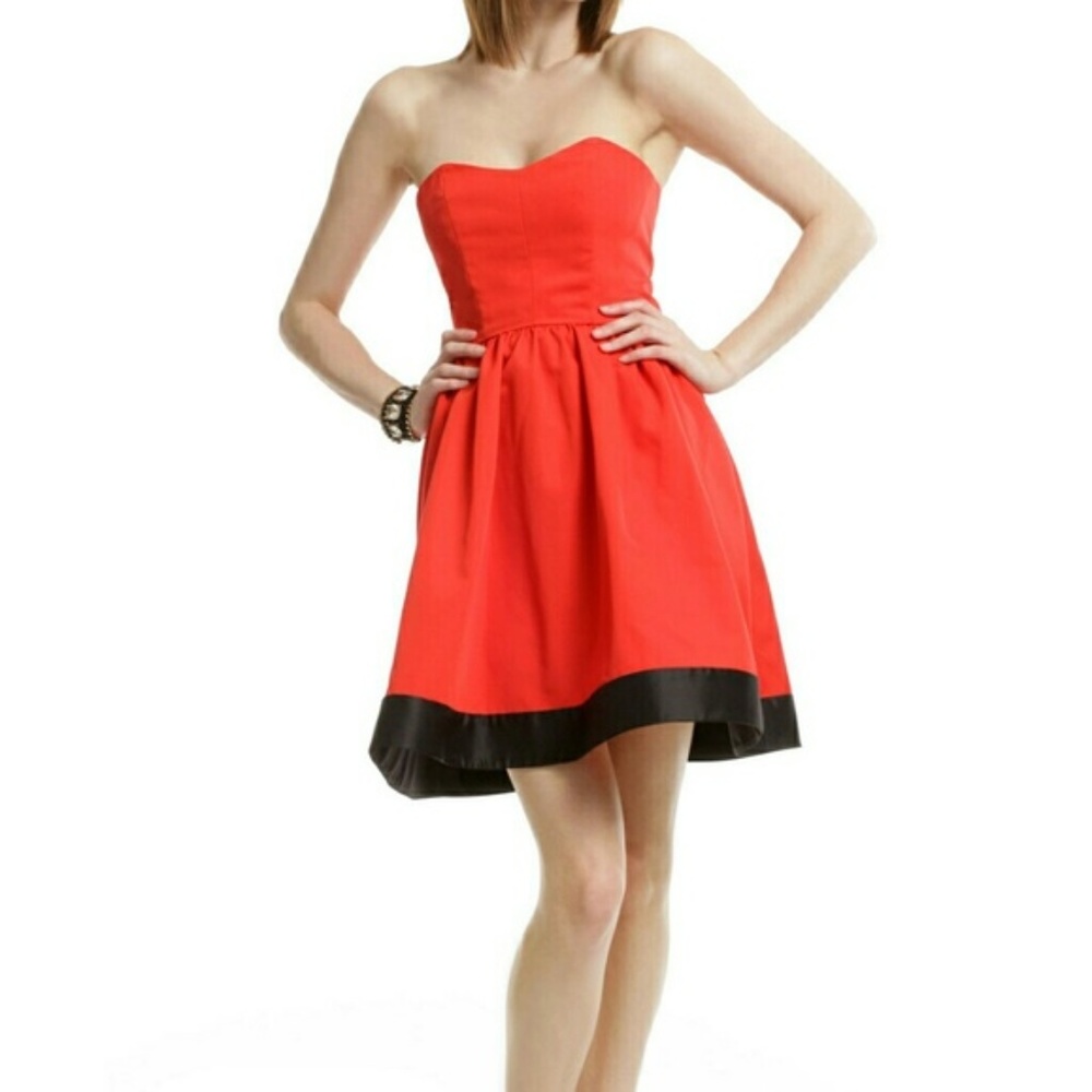 Thread Social Red Strapless Poppy Sweatheart Dress
